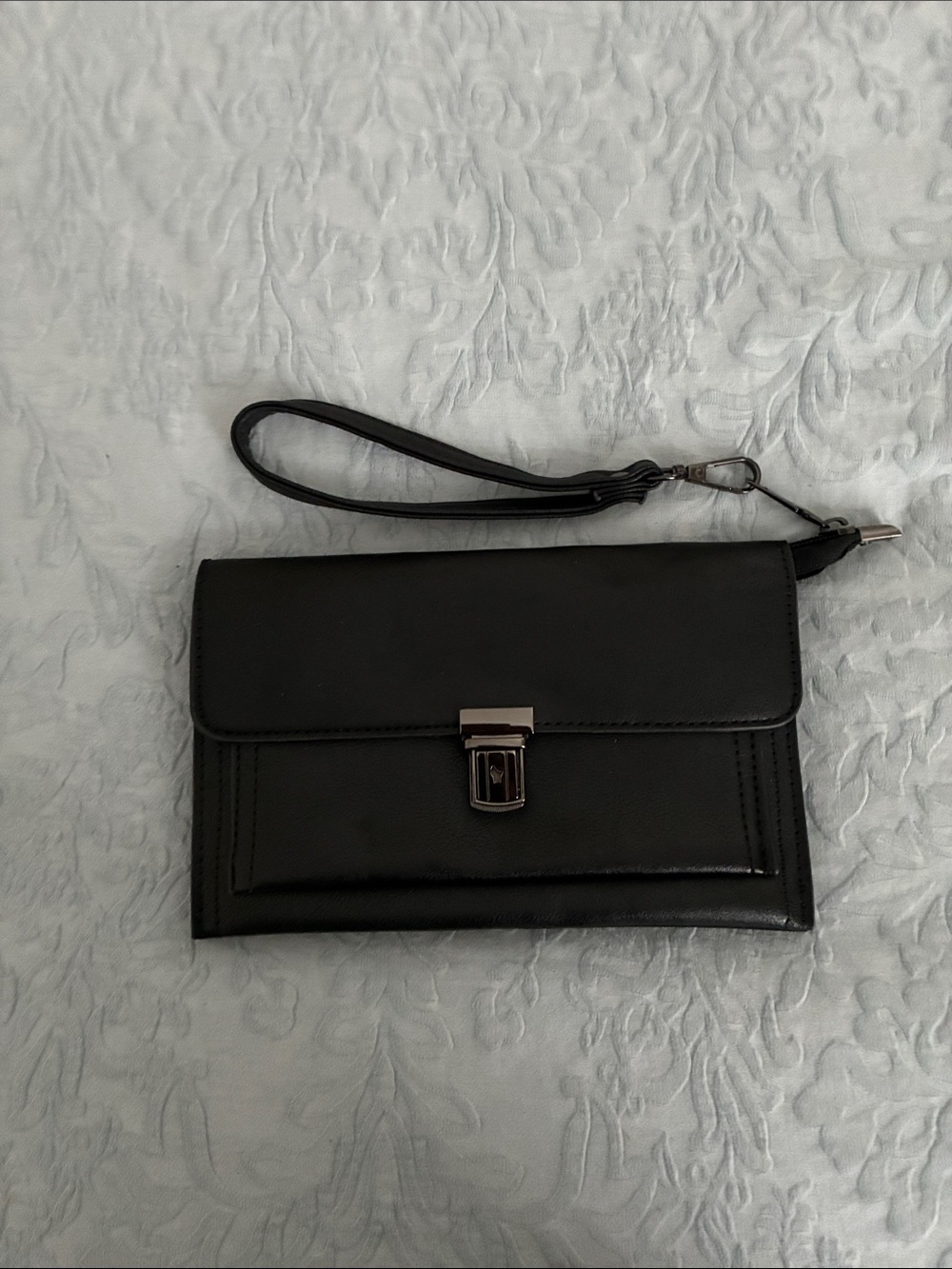 Classic Black Wristlet Clutch - Sleek Everyday Wallet